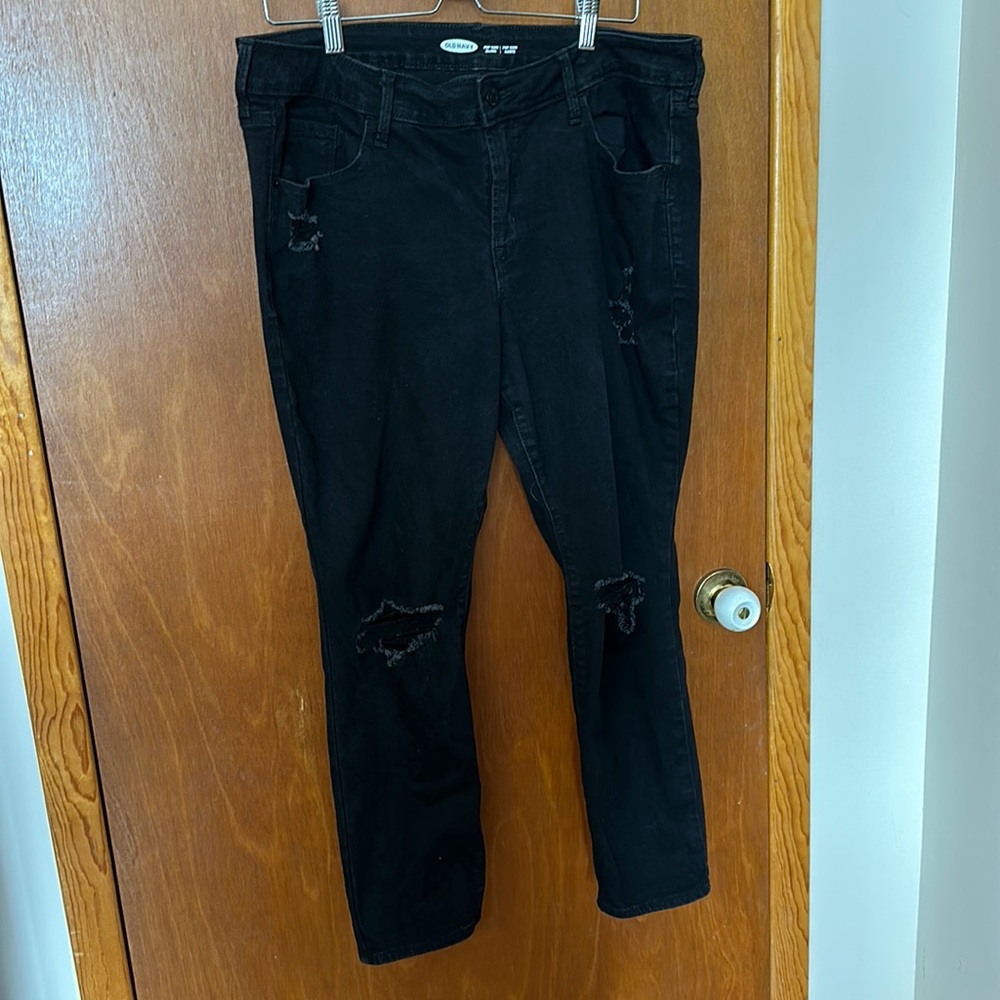 Old Navy Black 16 Petit Pop Icon Skinny Jeans
